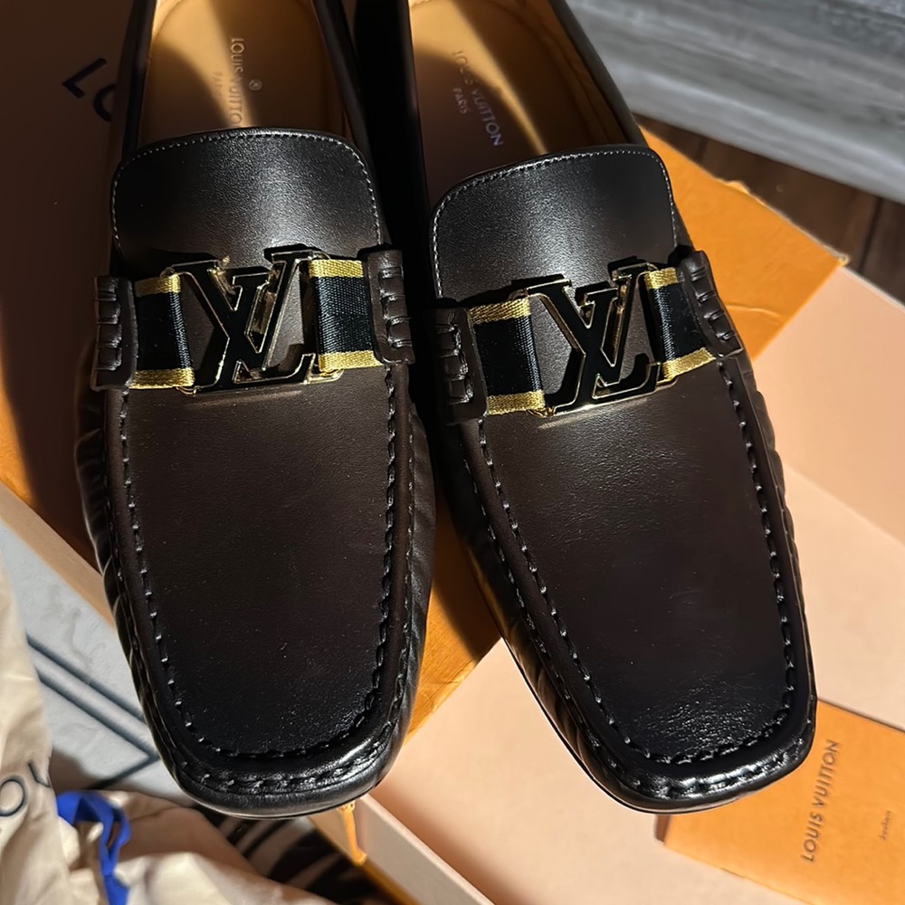 LV shoe brand new size 10.5